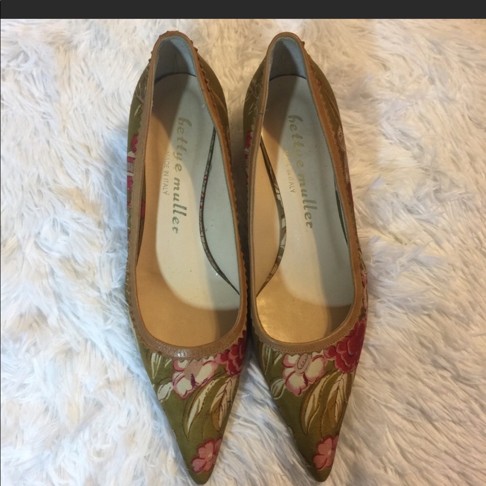 Bettye Muller Kitten Heels Anthropologie sz 7